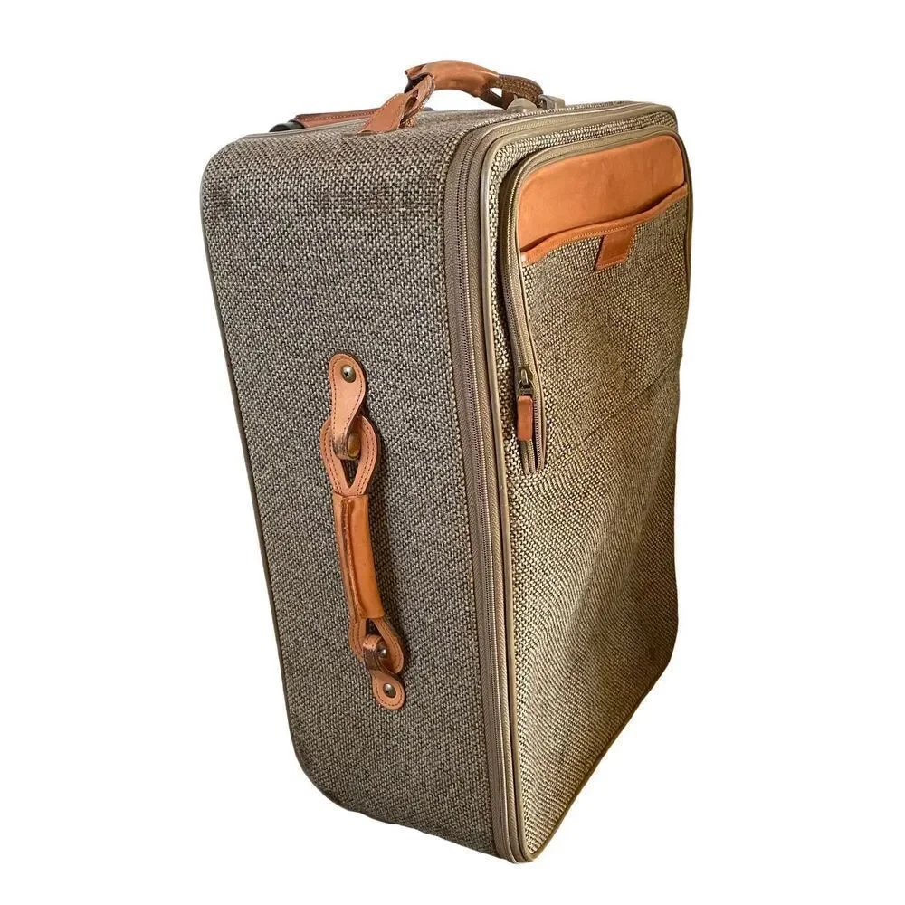 Hartmann Tweed & Belting Leather 22